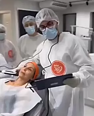 handheld ultrasound is used to assess the thickness and quality of the skin and underlying soft tissue. This information is essential for plastic surgeons to determine the appropriate surgical technique for a particular patient. 